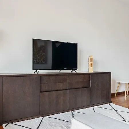 Beautiful And Stylish With A City View Mediolan