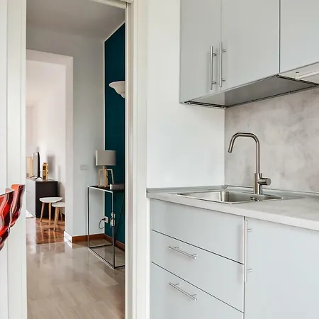 Beautiful And Stylish With A City View Mediolan